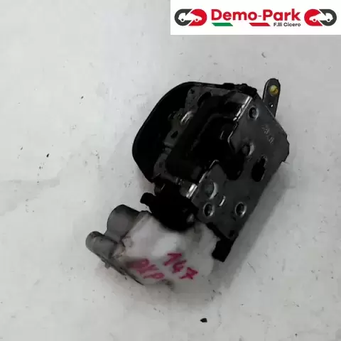 SERRATURA POST. DX Alfa Romeo 147  0