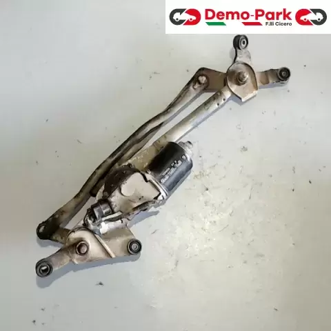 MOTORINO TERGICRISTALLO  Toyota AVENSIS VERSO  0