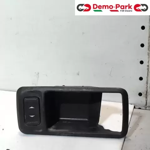 PULSANTIERA ALZAVETRO ANT DX Ford FOCUS  0