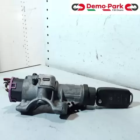 BLOCCASTERZO  Volkswagen PASSAT 1.9 TDI 4B0 905 851 G HF2  0