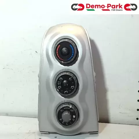 COMANDO CLIMA Toyota YARIS - 1.0 55406-0D190 0