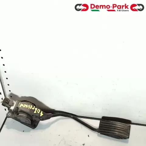 PEDALE ACCELLERATORE Peugeot 407 F 00C 3E2 429 0
