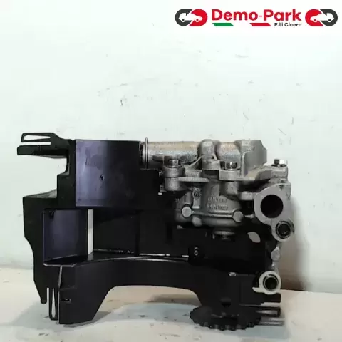 POMPA OLIO Primastar Qashqai Vivaro Megane Scenic Nissan QASHQAI 2.0 DCI 150157688R 0
