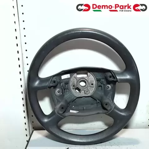 VOLANTE Audi A4 8E0 000 124 0