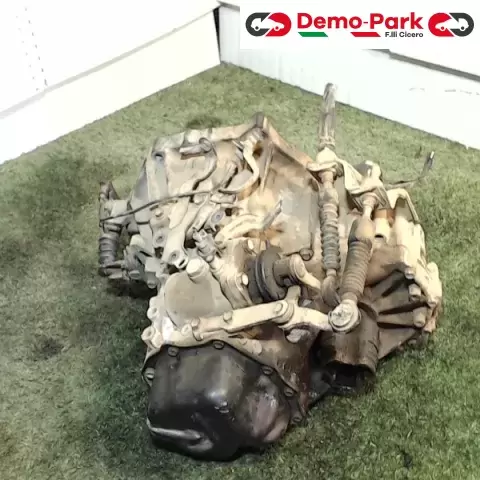 CAMBIO  Toyota YARIS (y 11219173) 0