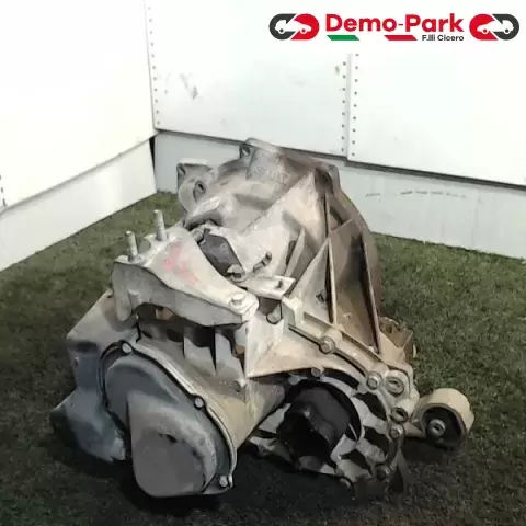 CAMBIO  Ford FIESTA VI 1.4 B 3S6R 7002 AB 0