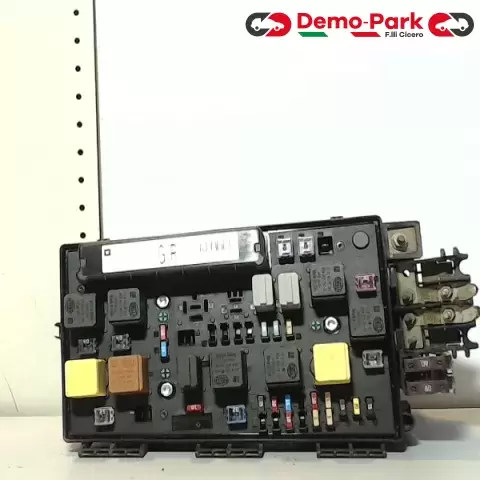 BODY COMPUTER  Opel ASTRA H - ZAFIRA B GM 13206745  5DK008668-32 0