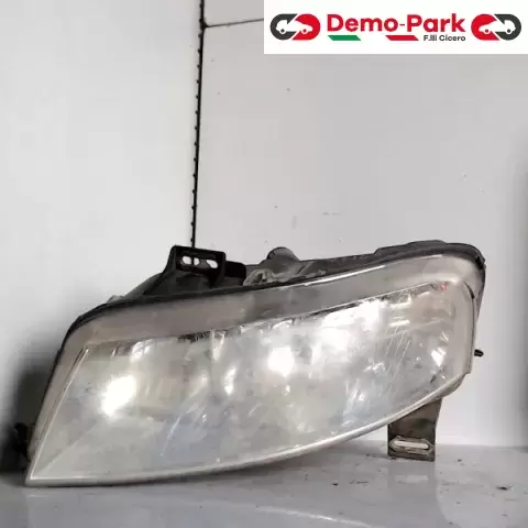 FARO SX Fiat STILO  0