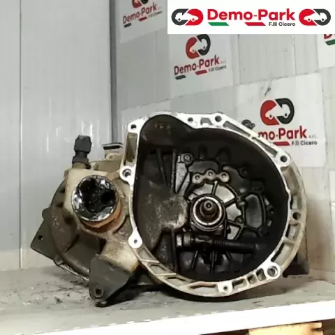 CAMBIO KIA PICANTO  Kia PICANTO 1.1 M71671 0