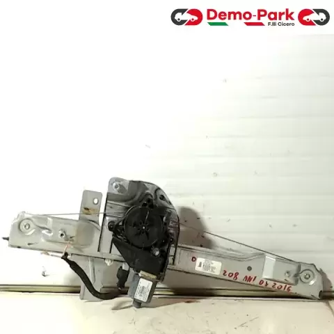 ALZAVETRO ANT. DX PEUGEOT 208 Peugeot 208  0