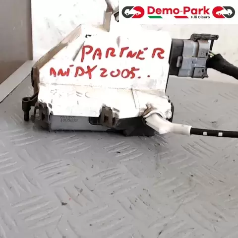SERRATURA ANT DX PARTNER Peugeot PARTNER A01456 0