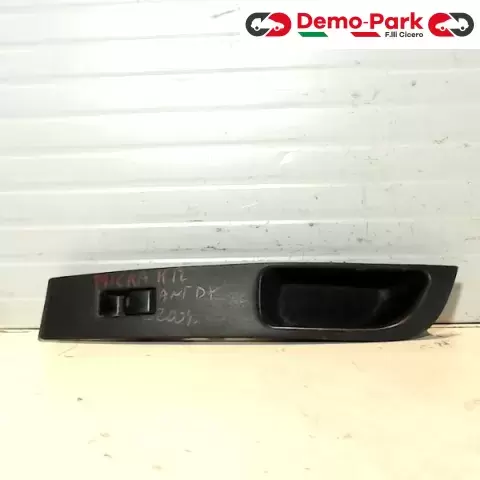 PULSANTIERA ANTERIORE DX NISSAN MICRA K12 Nissan MICRA K12  0