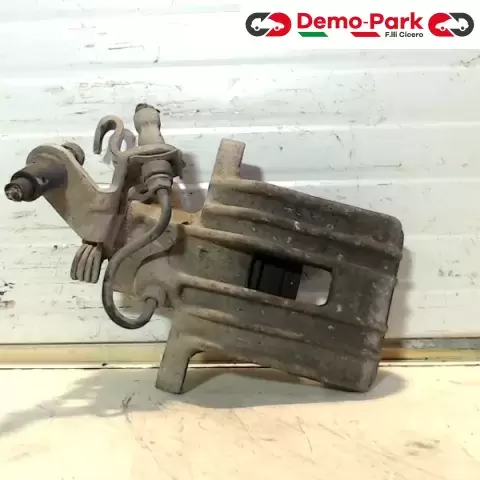 PINZA POSTERIORE SX VW GOLF 5 Volkswagen GOLF 5 451/D 0