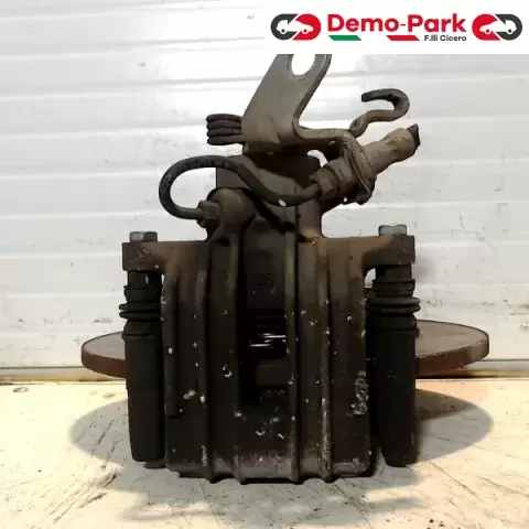 PINZA POSTERIORE SX Audi A3  0