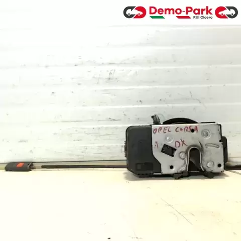 SERRATURA ANTERIORE DX Opel CORSA C ER 24434885 0