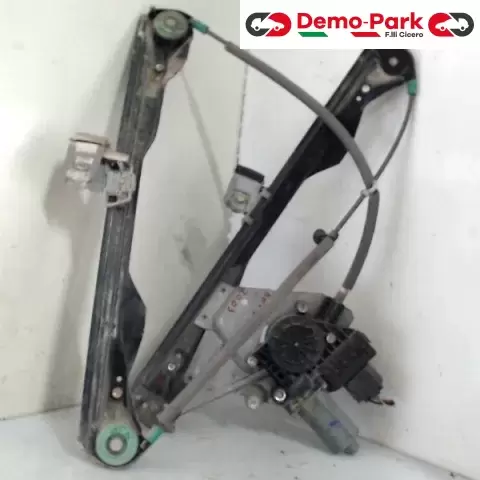 ALZAVETRO ANT. DX 5PORTE Ford FOCUS 0 130 821 757 0