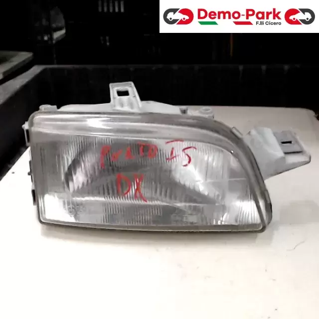 FARO DX Fiat PUNTO - I SERIE  0