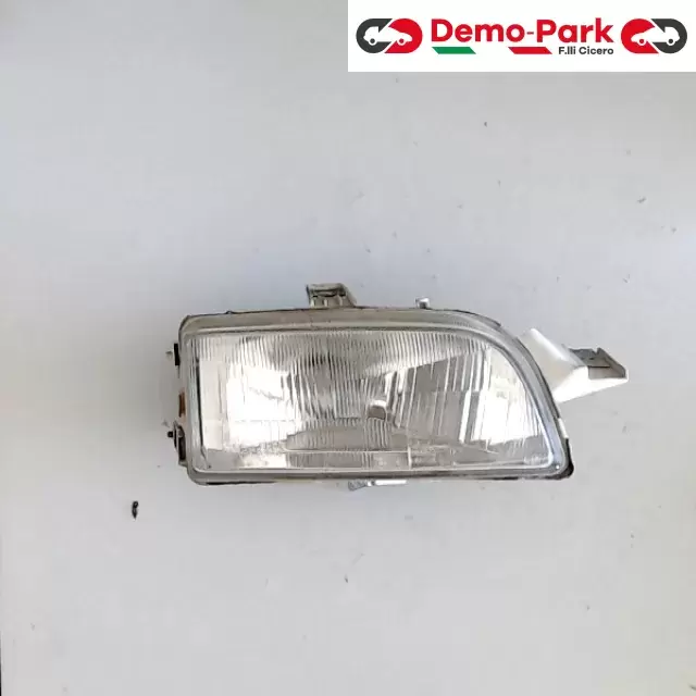 FARO DX Fiat PUNTO I SERIE  0