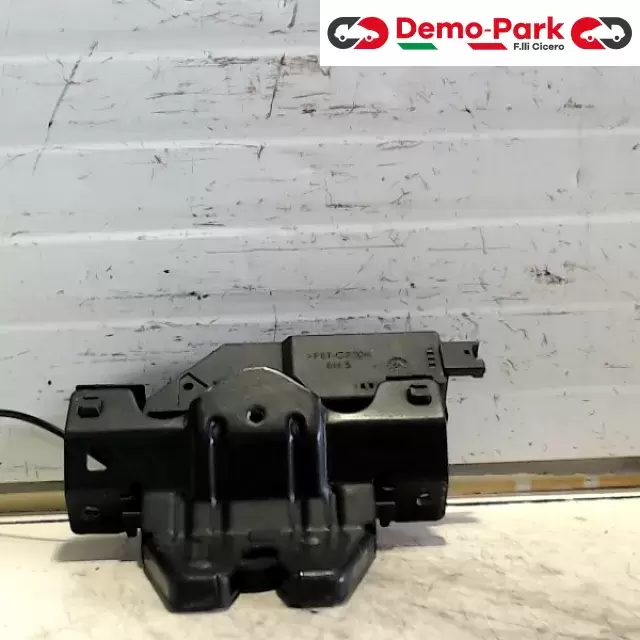 SERRATURA PORTELLONE BMW SERIE 1 E87 Bmw SERIE 1 E87 7 840 617 1