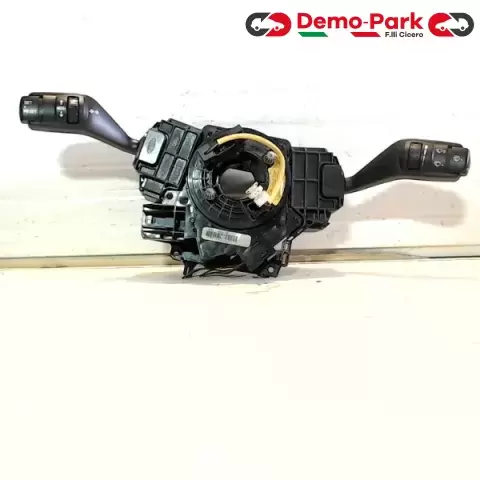 CAMBIO LUCE FORD FOCUS Ford FOCUS 4M5T-14A664-AB 0